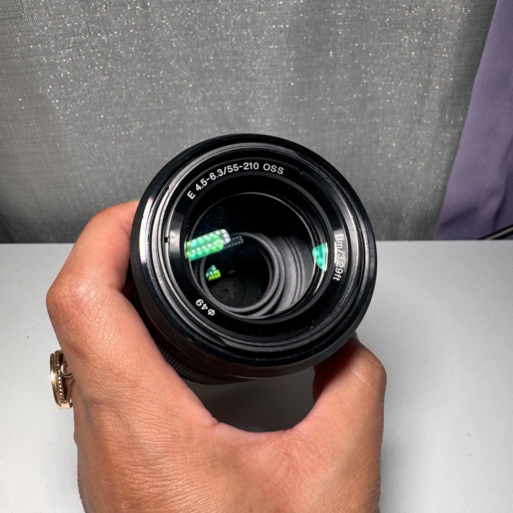 Sony 55-210mm OSS Telephoto Zoom Lens - Black